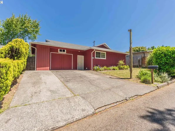 1860 Ocean Blvd SE, Coos Bay, OR 97420