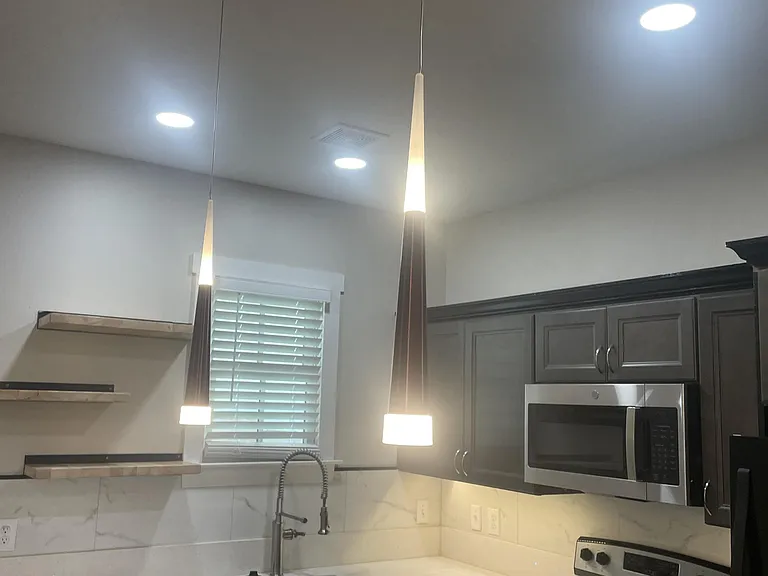 309 W Duffy St #B — Photo 16