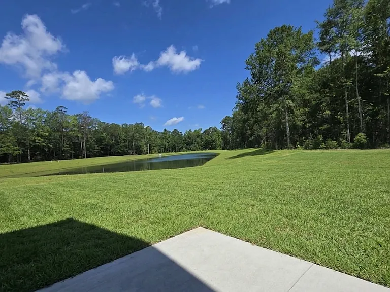 447 Falling Leaf Loop — Photo 14