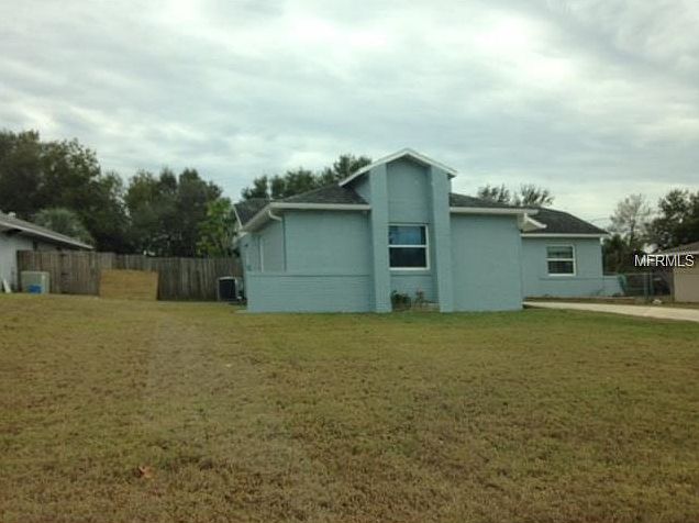 2nd image of 719 Anderson Dr