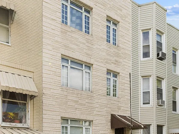121 Eckford St, Brooklyn, NY 11222