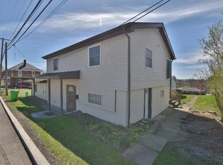 100 Rader Ave SW, Carrollton, OH 44615