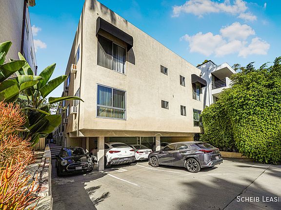 2nd image of 220 N Crescent Dr APT 6