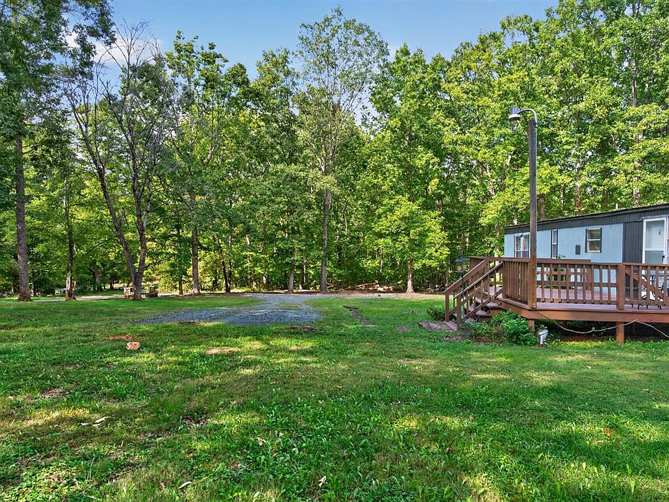 19th image of 131 Regal Ct