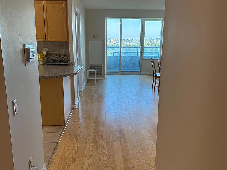 61 Town Centre Ct #1512 — Photo 3