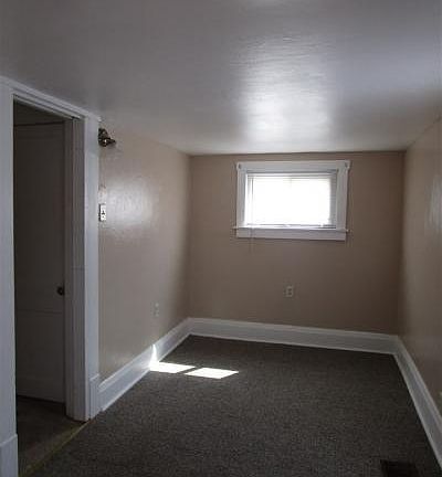 4th image of 618 Clinton St