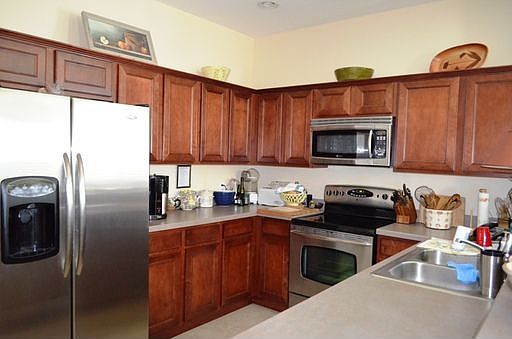 5th image of 7123 Harmony Square Dr S