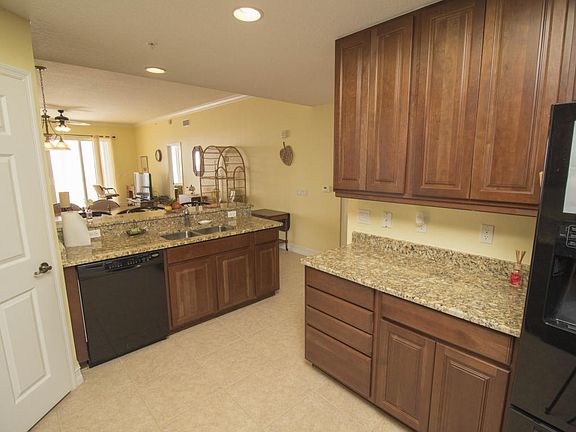 5th image of 3 Indian River Ave APT 1104
