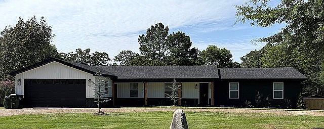 1st image of 380 Shady Heights Rd