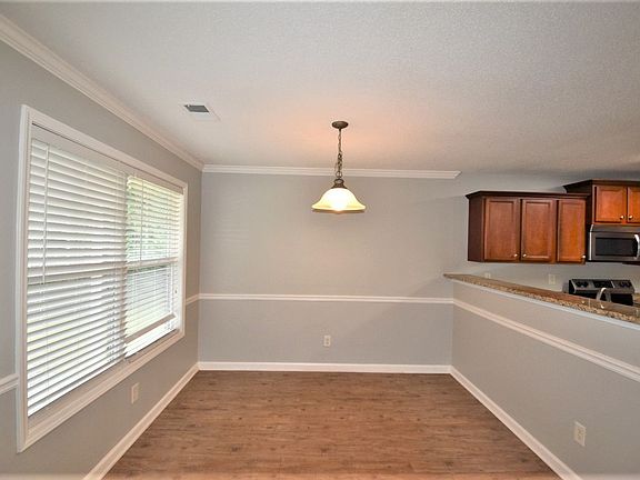 4th image of 750 Franklin Mill Trce