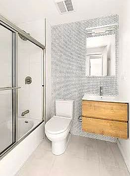 4th image of 230 Boerum St #3A