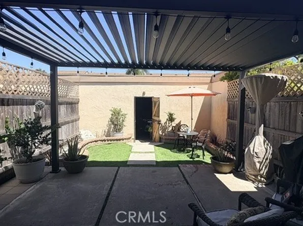 321 Carriage Dr #41, Santa Ana, CA 92707