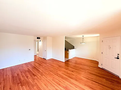 Floor plan 102