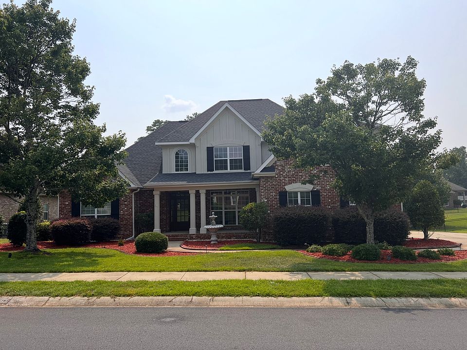 1st image of 129 Wessex Dr