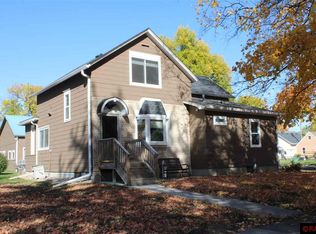 115 E Adams St, Arlington, MN 55307