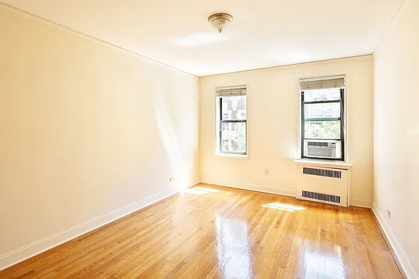 Rented by Compass | media 20