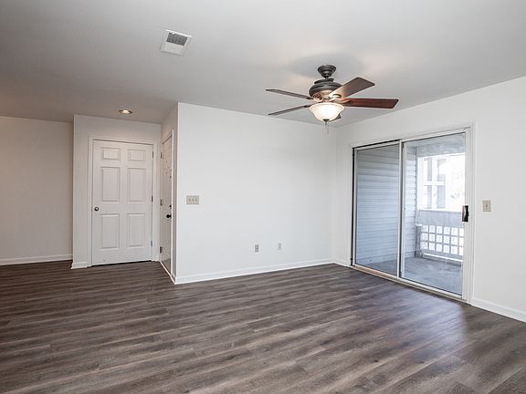 5th image of 474 S Main St Unit 205