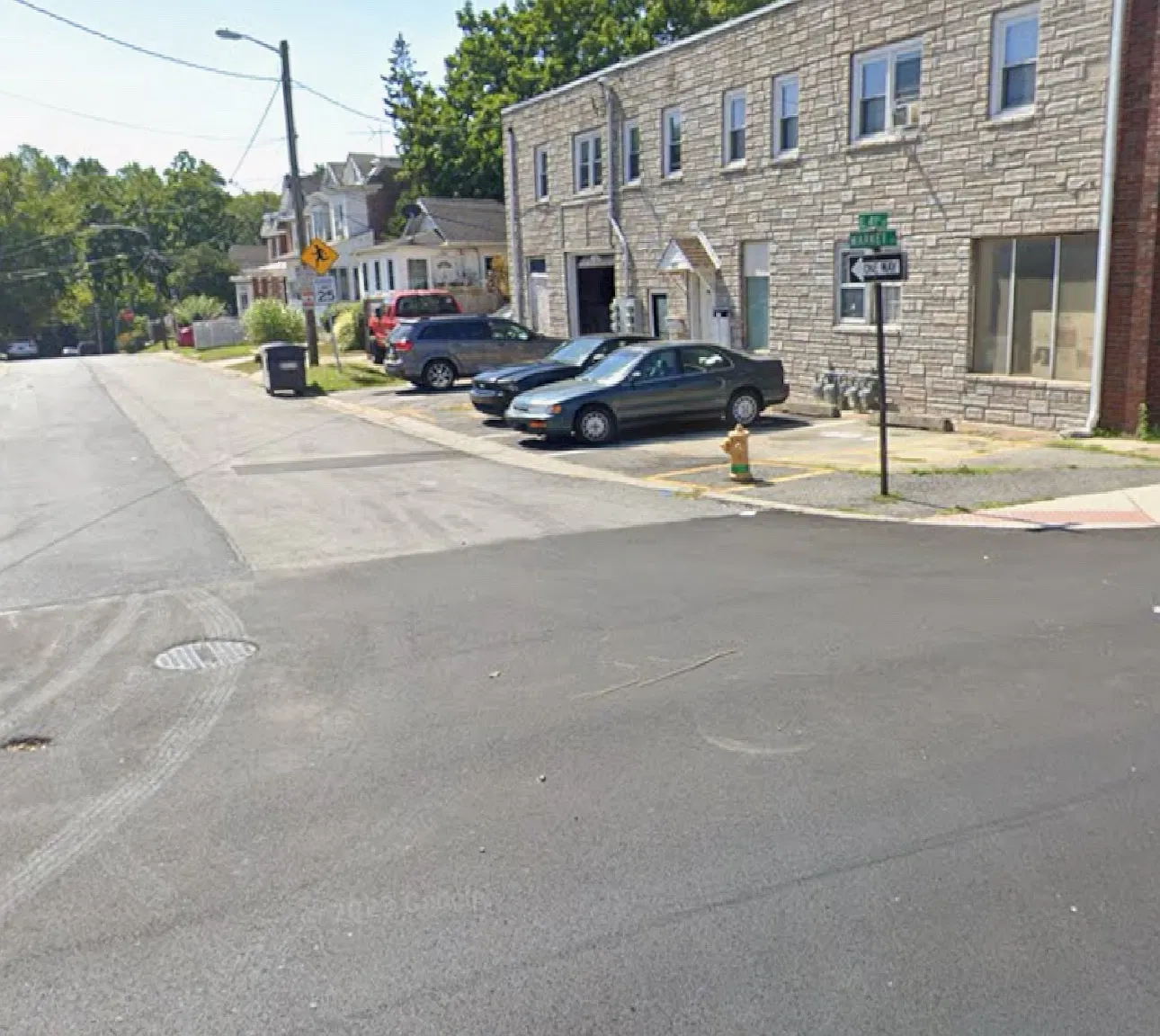 4012 N Market St — Photo 4