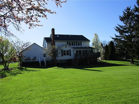 3rd image of 36 Cannock Dr