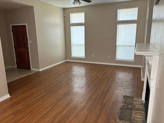 2nd image of 1724 English Colony Dr