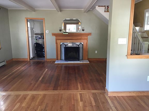 3rd image of 52 Narragansett Ave