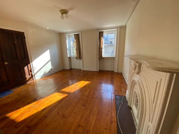 964 Bedford Ave, Brooklyn, NY 11205