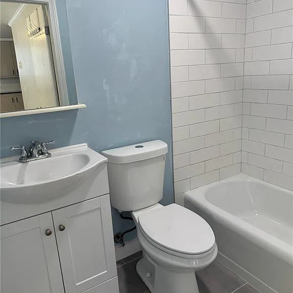 33 Saint Elizabeth St #2 — Photo 18