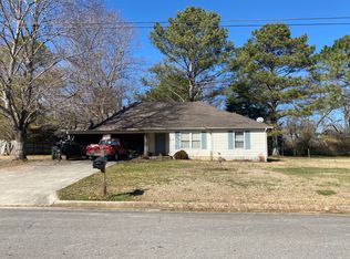 109 Ann Bradley Dr, Huntsville, AL 35811