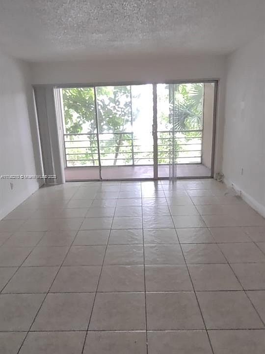 1st image of 4215 N University Dr APT 215