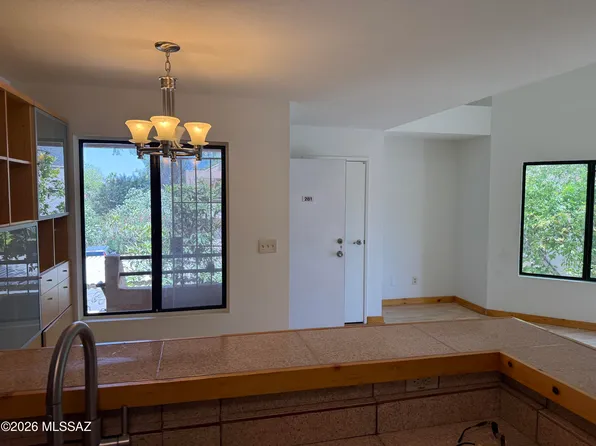 7617 E Callisto Cir, Tucson, AZ 85715
