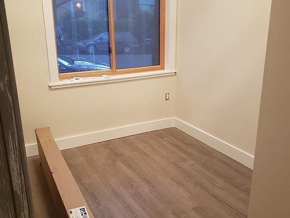 2nd image of 2918 E Cherry St #2918F