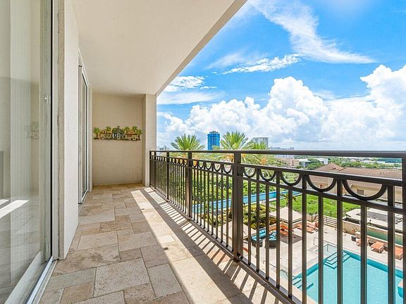 4th image of 550 Okeechobee Boulevard #1203