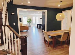 300 Spruce Ln N, Canonsburg, PA 15317