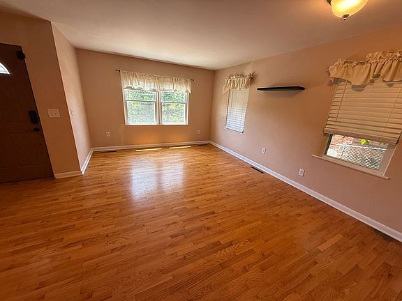 2nd image of 908 Churchill Cir