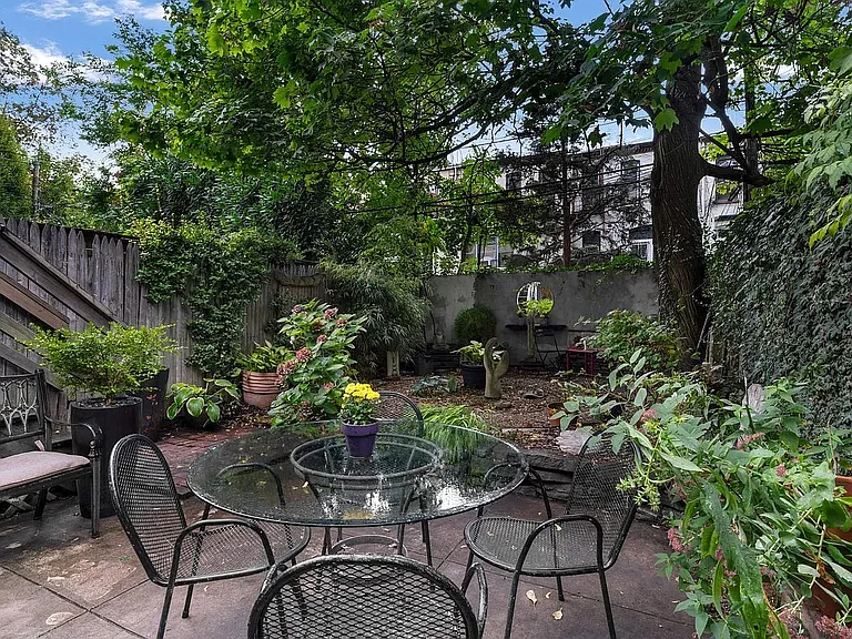336 1st St #GARDEN — Photo 11