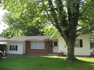 1821 E Grant St, Springfield, IL 62703