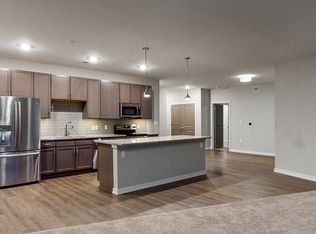 WH Flats, Lincoln, NE 68516