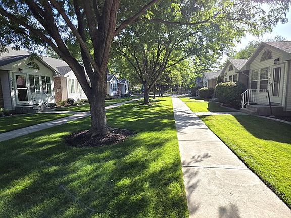 3rd image of 2344 Saint Clair Rd #13