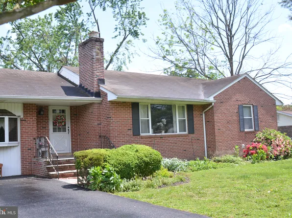 11 Glen Berne Dr, Wilmington, DE 19804