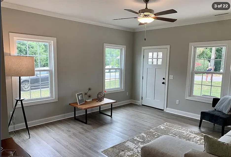 3 bed, 1.5 bath, 1056 sqft, $1,565 — Photo 3