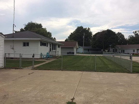 4th image of 103 E Hill Crest Dr