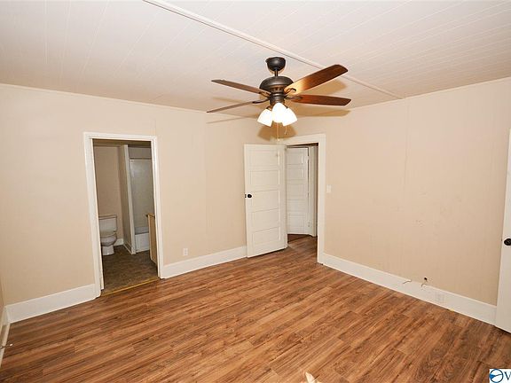 4th image of 3101 Triana Blvd SW