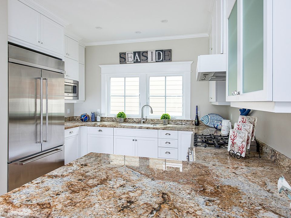1st image of 427 F Ave