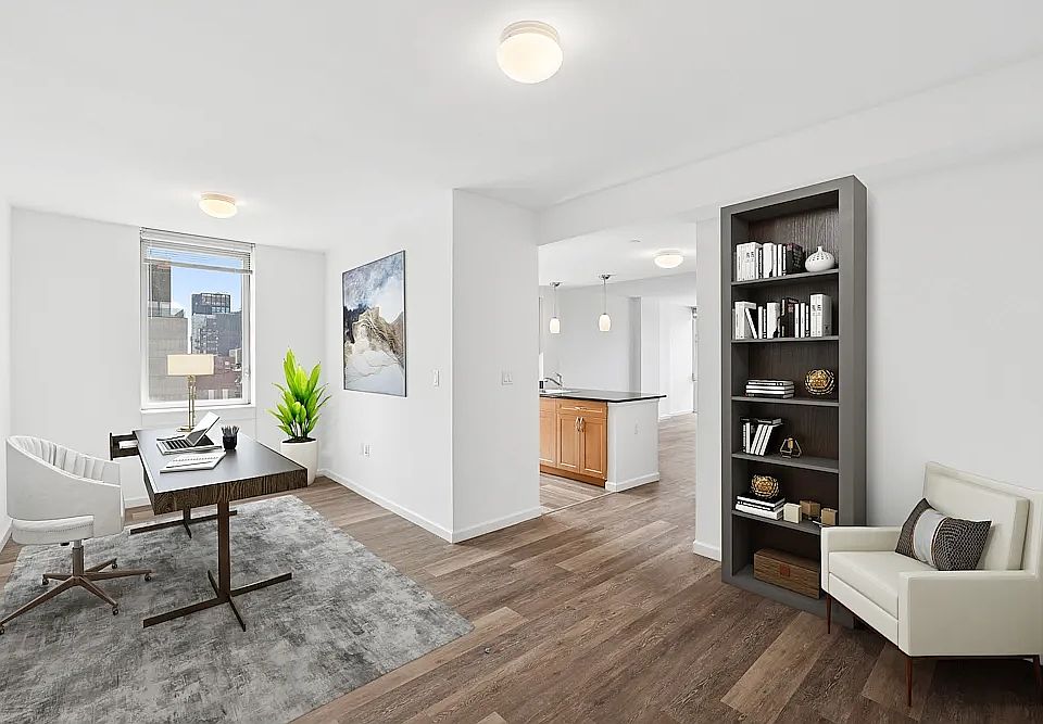 1st image of 229 Chrystie St #811-3