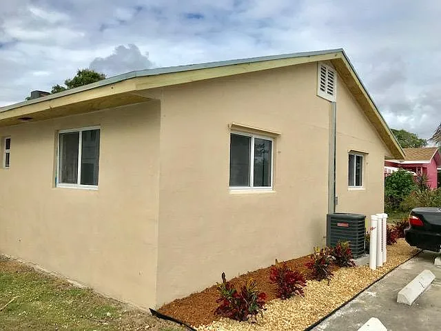 1 bed, 1.0 bath, 700 sqft, $1,650 — Photo 2