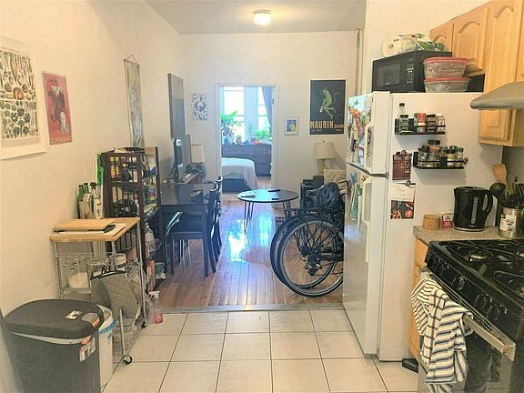 3rd image of 731 6th Ave #2B