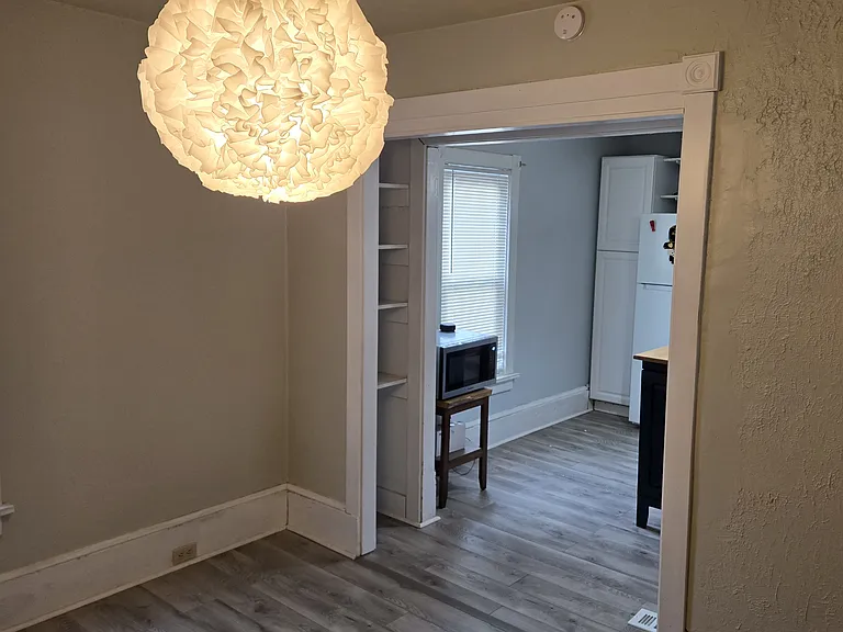2431 7th Ave #2 — Photo 5