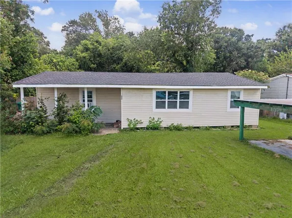 333 Killona Dr, Killona, LA 70057