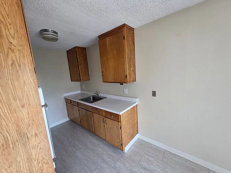2201-2221 Princeton Dr — Photo 8