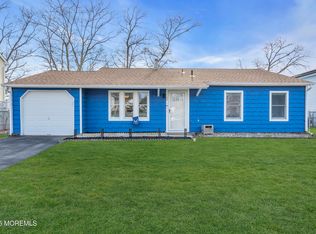77 Village Dr, Barnegat, NJ 08005